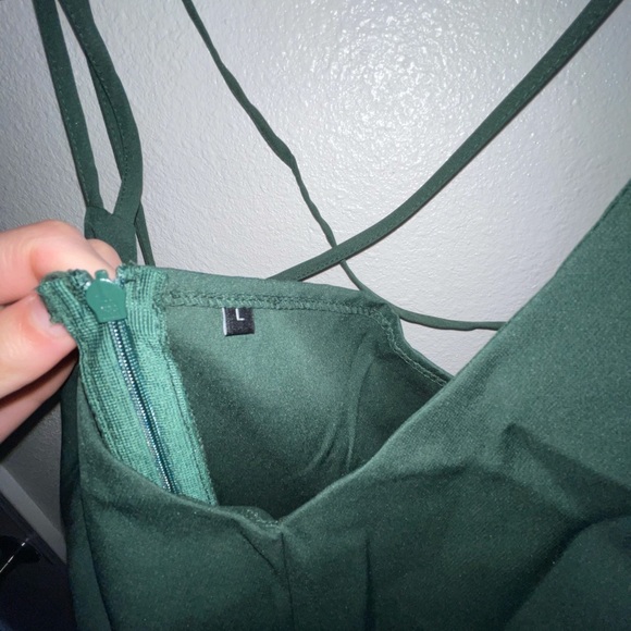 Emerald Flowy Dress - Picture 3 of 3